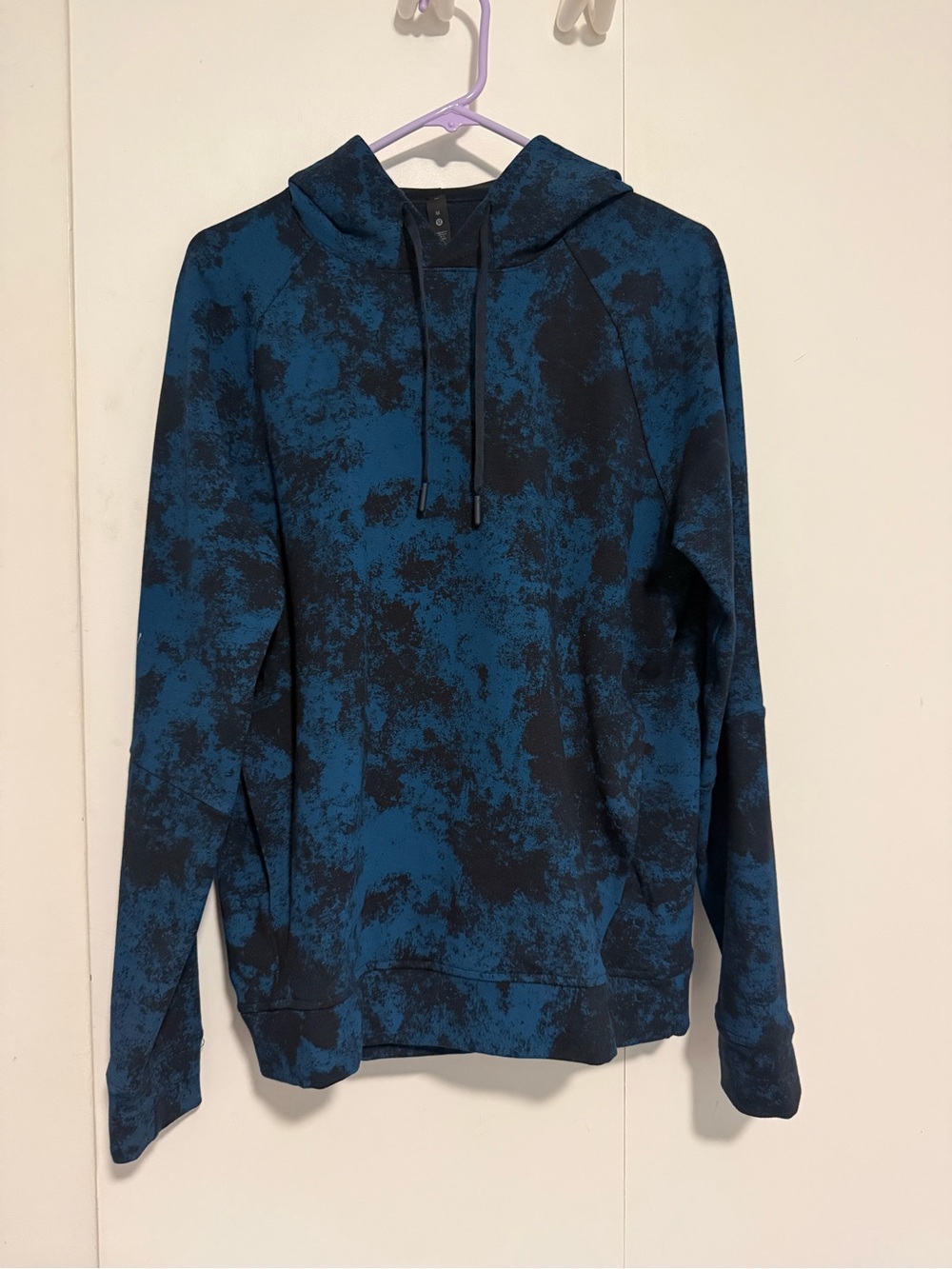 EUC Lululemon hoodie men’s size medium